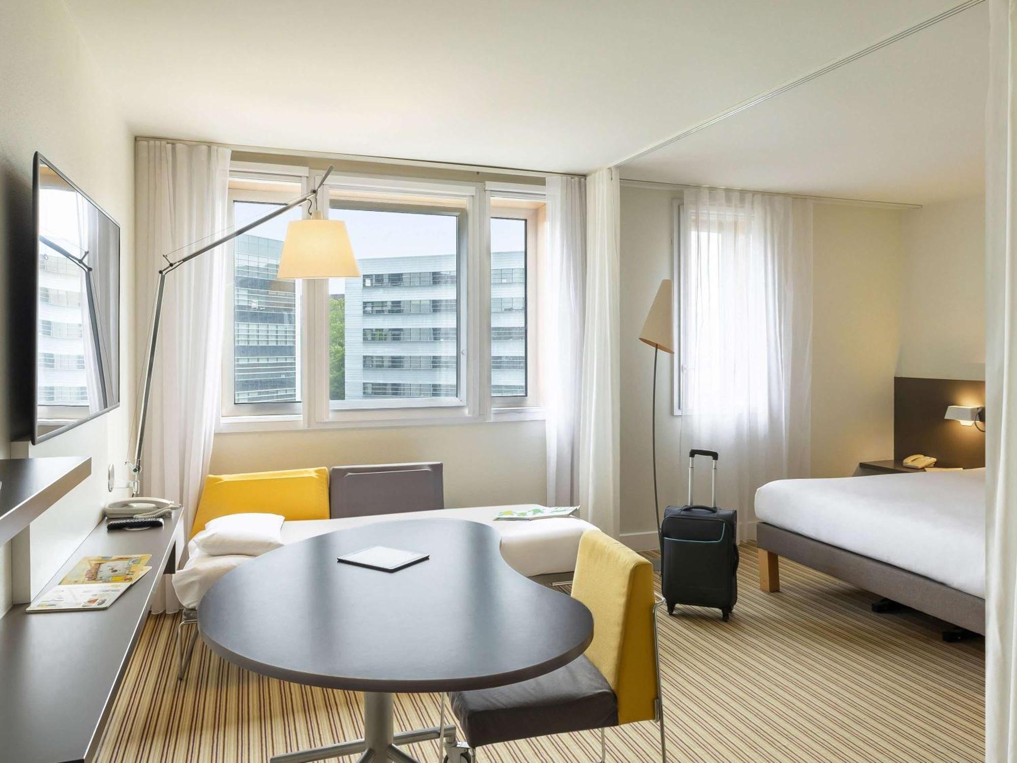 Novotel Suites Lille Europe Kültér fotó
